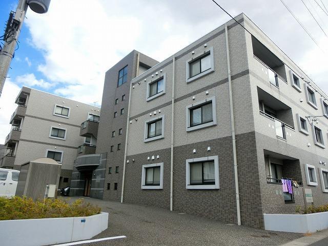 ホーリー弁天橋の外観