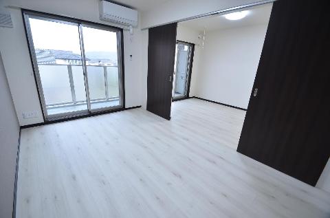 居室・リビング　リビング