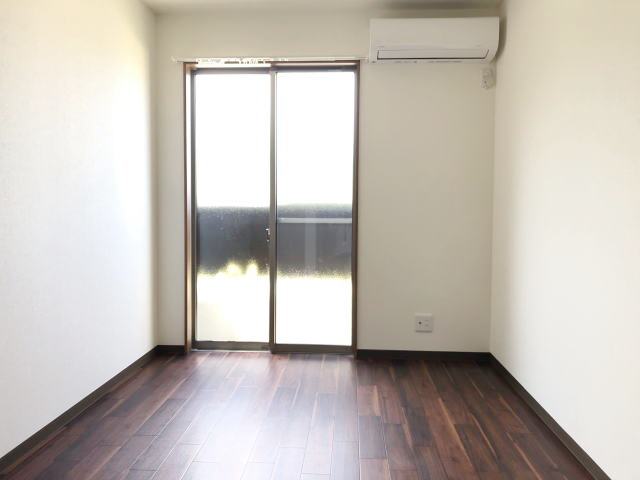 居室・リビング　同仕様