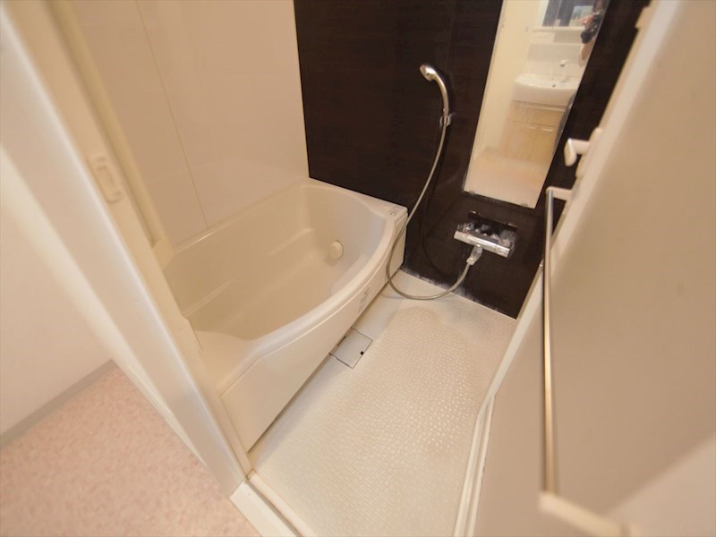 バス・シャワールーム　浴室暖房乾燥機付　オートバス・高温差湯機能付バスルーム