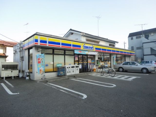 コンビニ　ミニストップ八王子市椚田町店（コンビニ）まで1008m