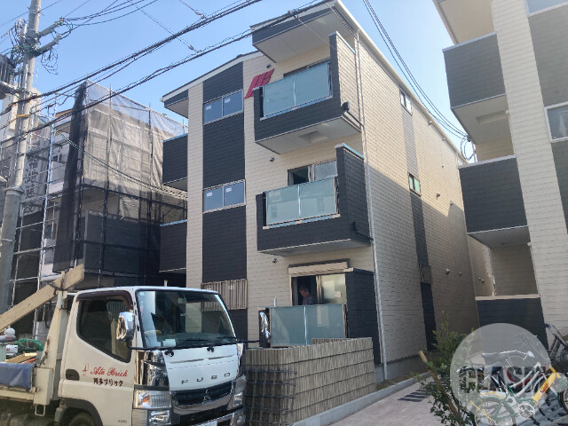 建物外観　建築中です