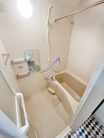 バス・シャワールーム　お風呂です。