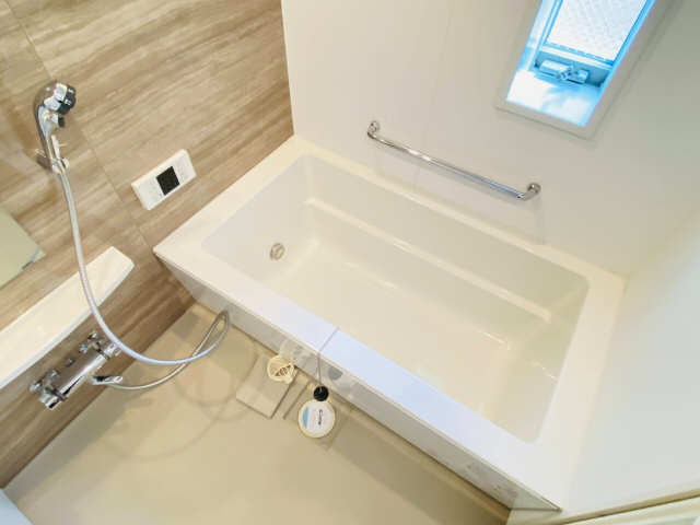 バス・シャワールーム　追い焚きと浴室乾燥付です