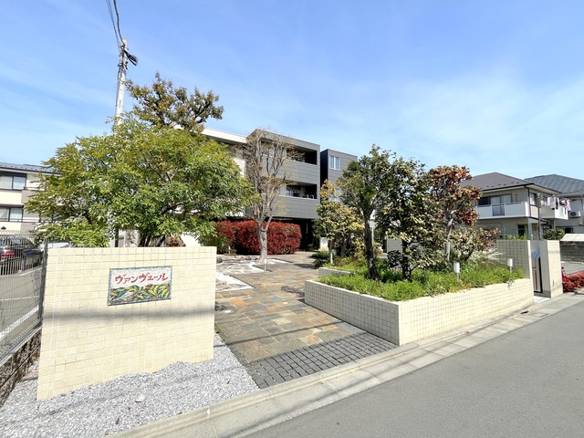 エントランス　★閑静な住宅街★