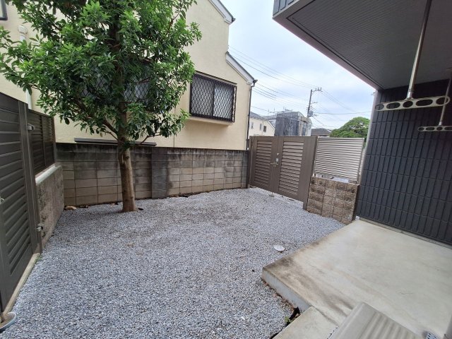 庭　★１階ならではの広々庭スペース★