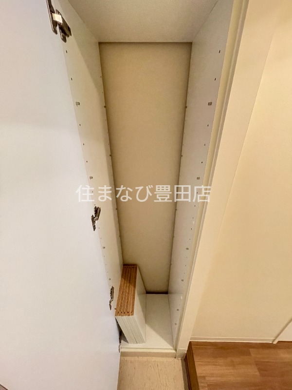 収納　別部屋写真（反転タイプ）