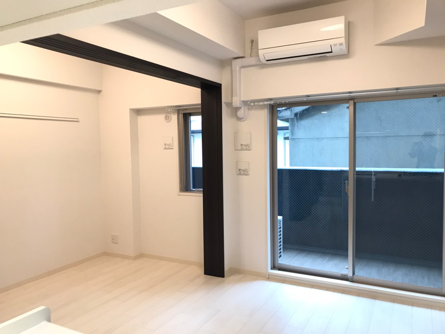 居室・リビング　※同タイプ・同モデルのものを使用