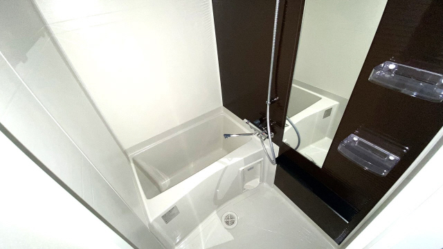 バス・シャワールーム　写真は同マンションの他のお部屋のものです