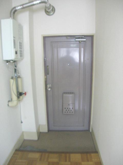 玄関　松山市清水町　村上ビル　玄関