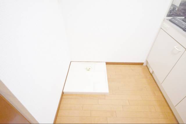 その他　洗濯機は室内に置くことができます。