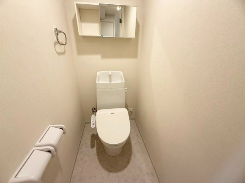 トイレ　※パース