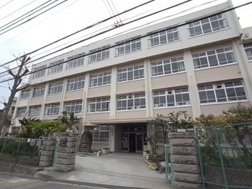 中学校　白川台中学校（中学校）まで434m