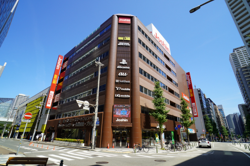 中学校　ジョーシン（中学校）まで500m