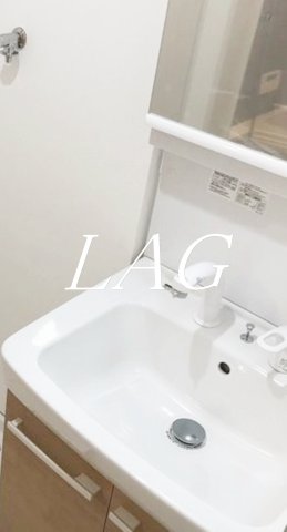 洗面設備　独立洗面台です。