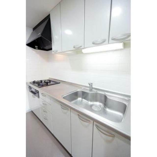 キッチン　※写真は同タイプ住戸です。