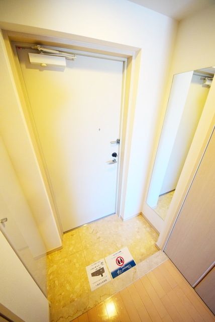 玄関　★同物件参考写真★