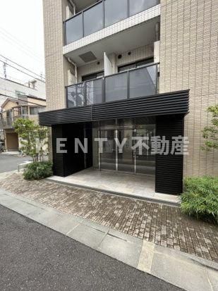 エントランス　清潔なエントランスです