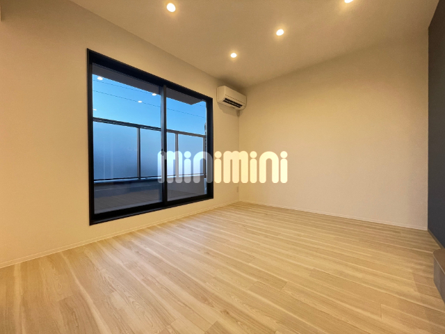 D APARTMENT NAKANOGO Aの居間写真