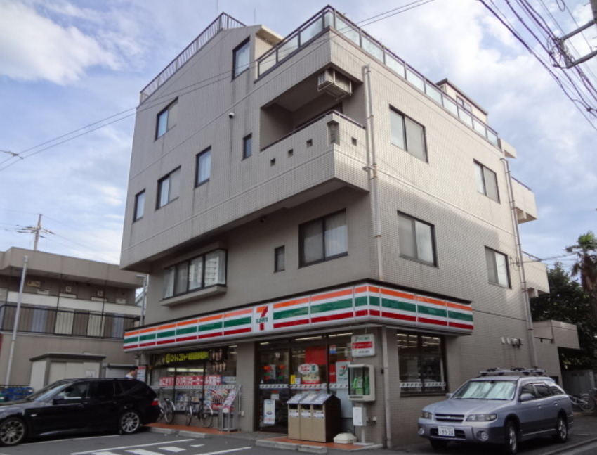 コンビニ　セブンイレブン 世田谷北烏山店（コンビニ）まで320m