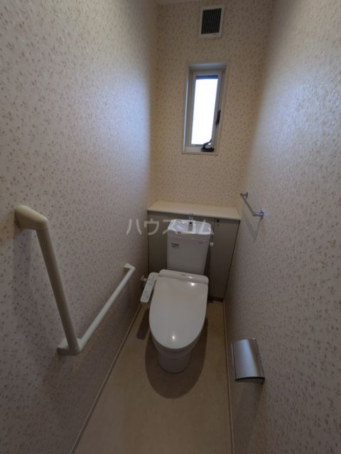 枇杷島三丁目戸建のトイレ写真