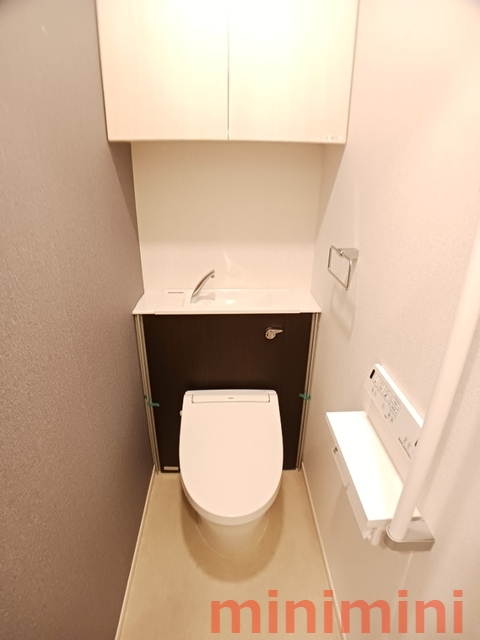 阪急京都線 高槻市駅 徒歩23分 3階建 築1年のトイレ写真