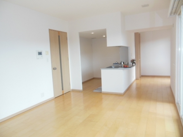 ダイアパレス円山北町の居間写真