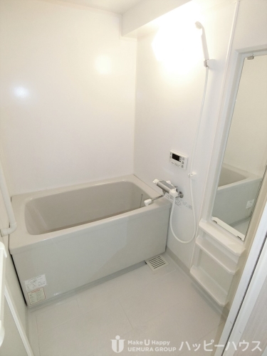 バス・シャワールーム　他の部屋の内観写真です。