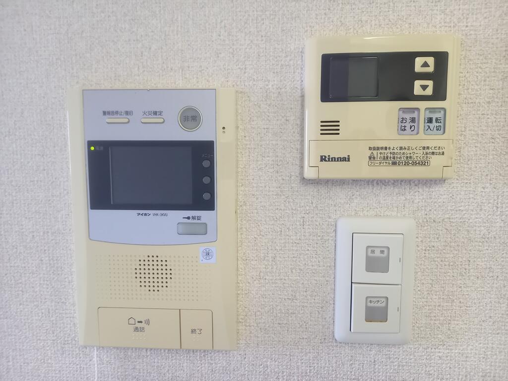セキュリティ　モニター付きインターフォン