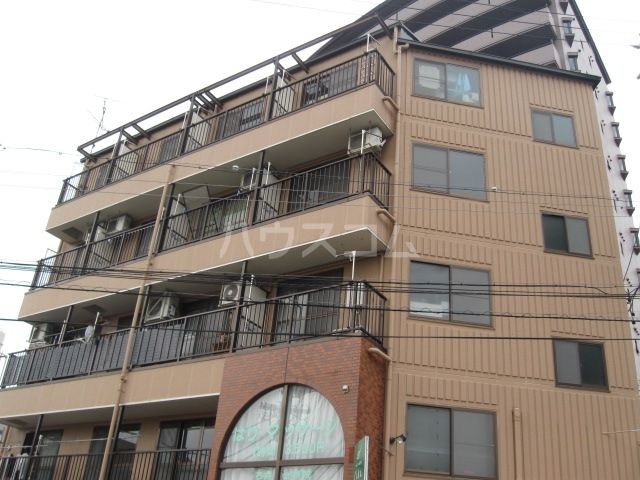 名古屋市千種区菊坂町のマンションの建物外観