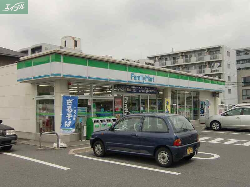 コンビニ　ファミリーマート岡山辰巳店（コンビニ）まで506m