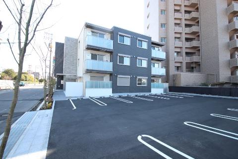 建物外観　外観写真（昼）