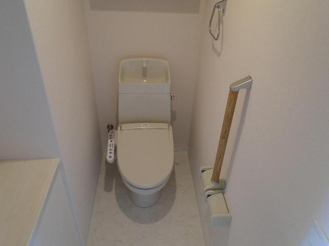 トイレ　シャワー付トイレ