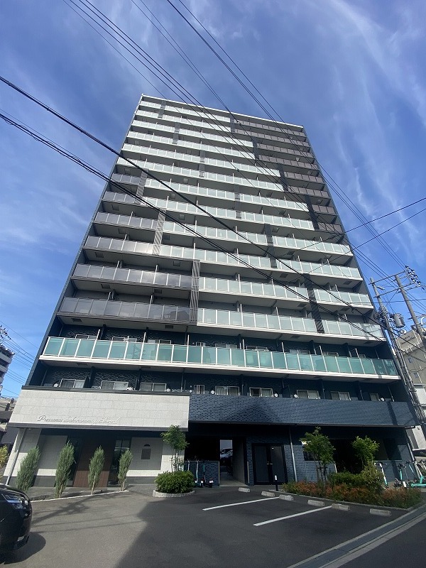 プレサンス桜ノ宮イーサリアルの建物外観