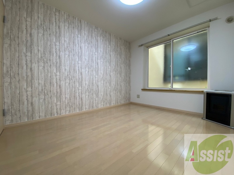 居室・リビング　広くてキレイなお部屋が広がっていて、充実した生活が送れそう。