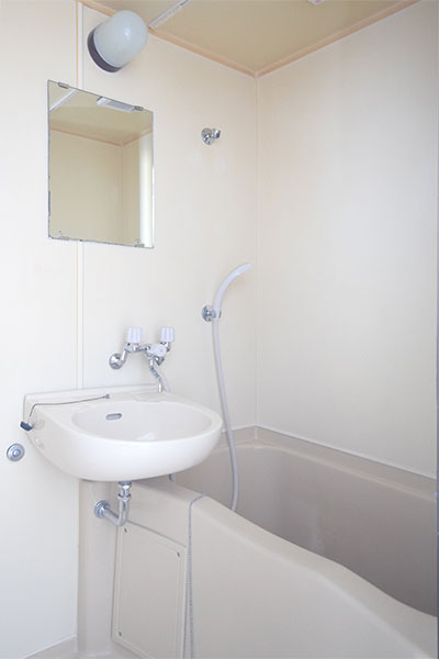 バス・シャワールーム　ピース・ヴィエント