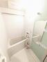 バス・シャワールーム　浴室乾燥機付きです♪