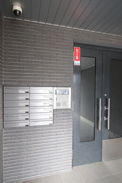 エントランス　★オートロック付きでセキュリティ安心なエントランス★