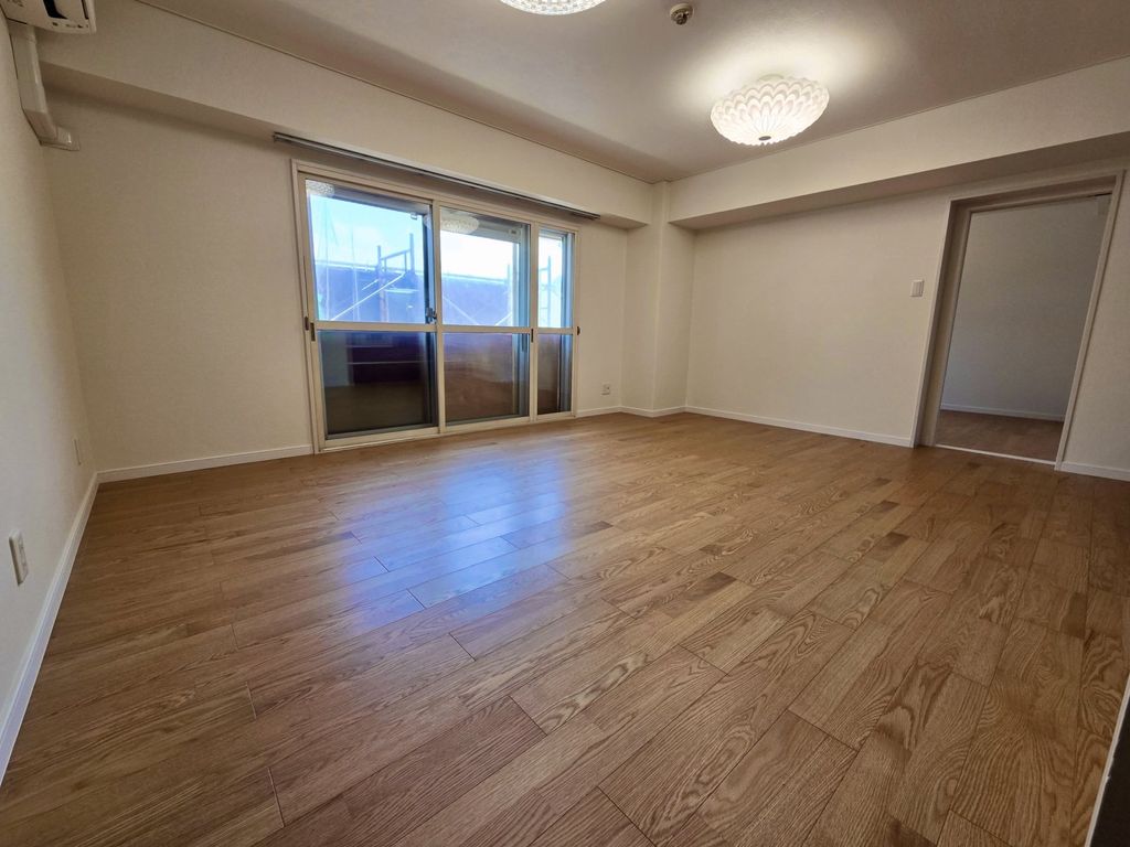 居室・リビング　広々としたリビングです！