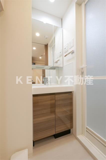 洗面設備　洗面所です