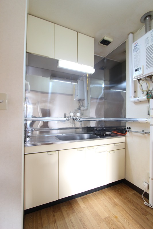 キッチン　203号室参照