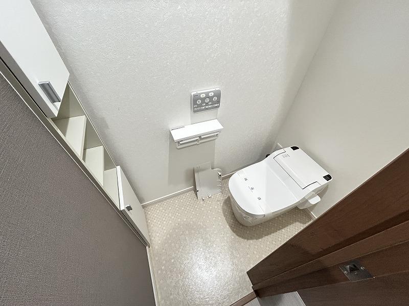 トイレ　トイレ