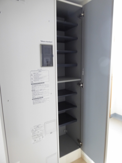 玄関　他号室のお写真です