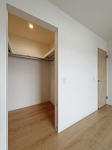 バルコニー　広々としたバルコニーです