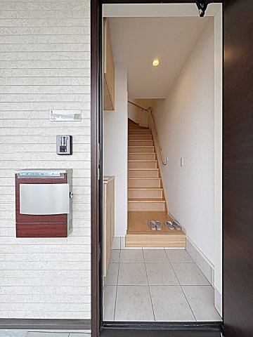 居室・リビング　こちらのリビングで趣味の時間をお楽しみください