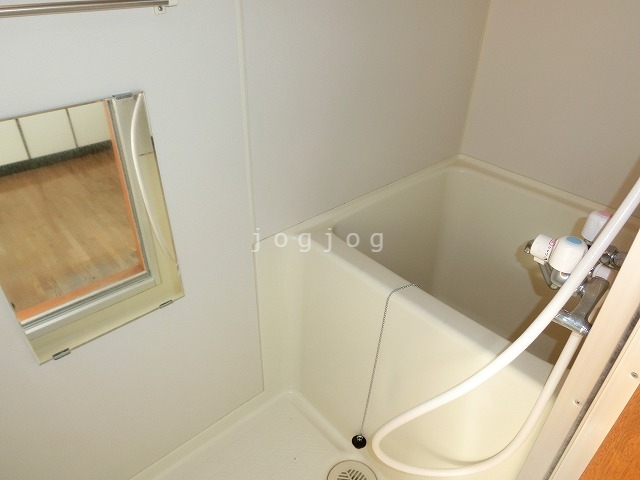 バス・シャワールーム　浴室です。