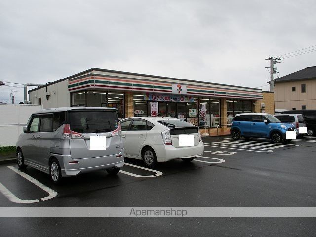 コンビニ　セブンイレブン（コンビニ）まで2200m