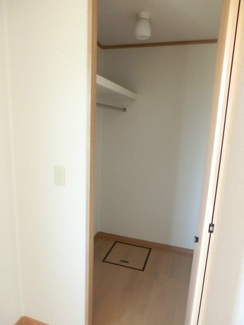 収納　ウォークインクローゼト