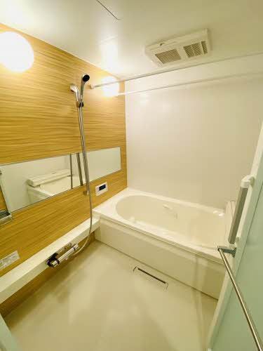 バス・シャワールーム　浴室