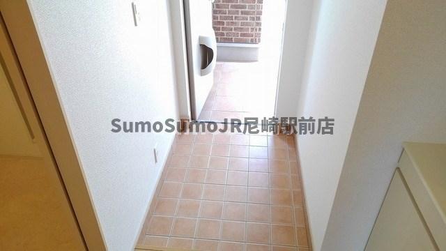 玄関　シンプルで使いやすい玄関です